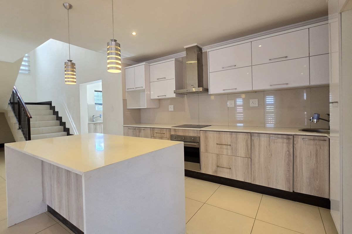 Townhouse For Sale In Umhlanga - Photo 5