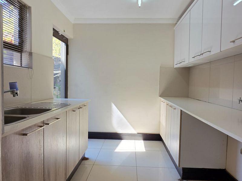 Townhouse For Sale In Umhlanga - Photo 7