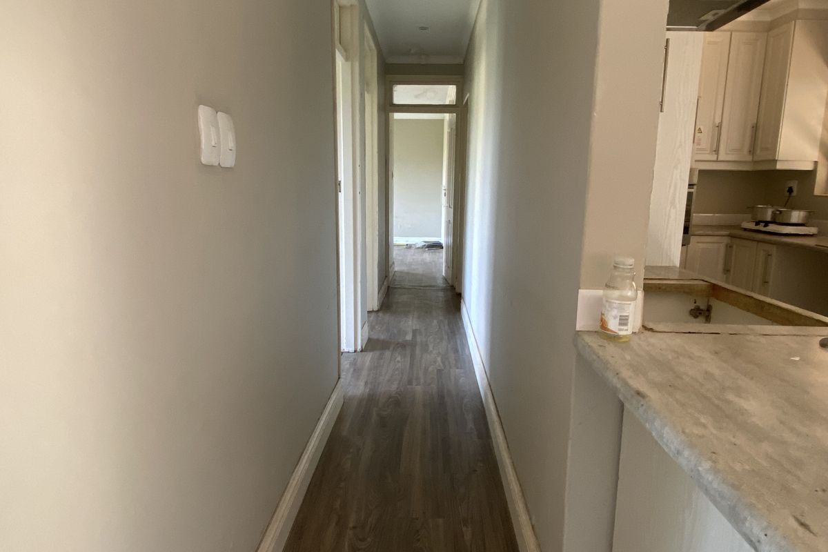 3 Bedroom House for Sale in Queensburgh - Photo 5