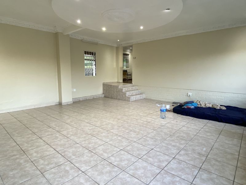 4 Bedroom House For d Sale In Westville - Photo 9