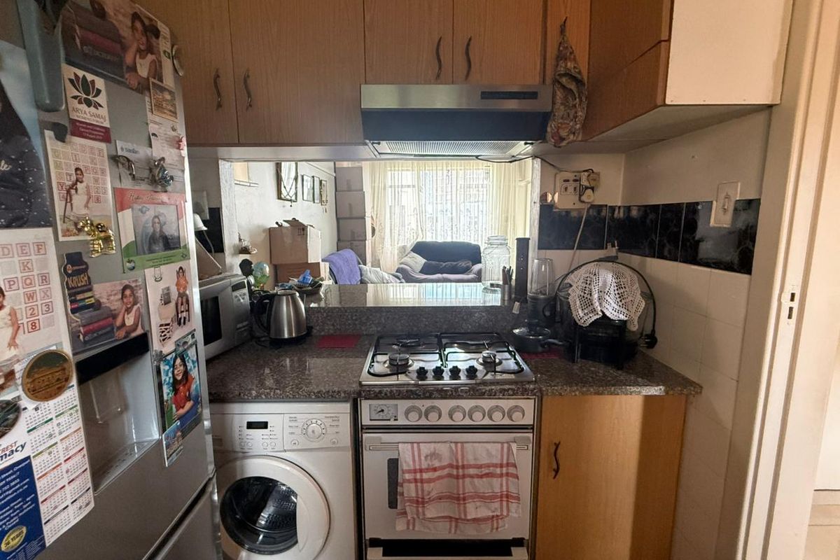 Perfect Starter Home or Investment Opportunity in Sought-After Musgrave - Photo 2