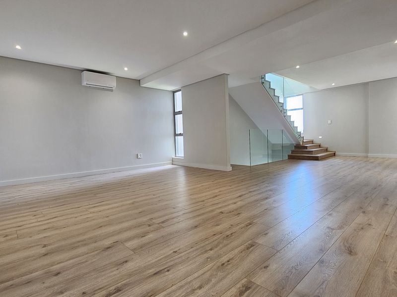 NO TRANSFER DUTY! - Photo 10