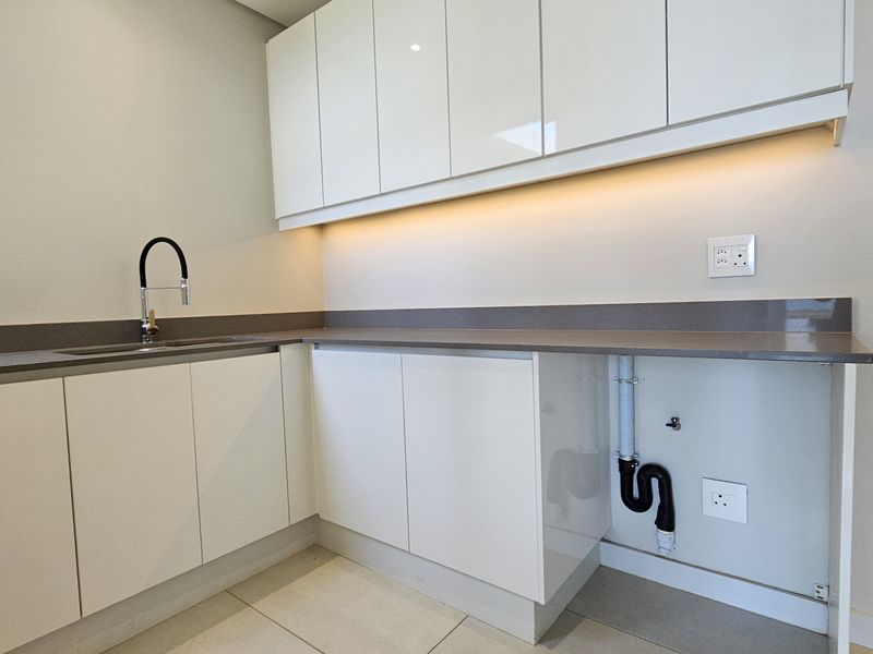 NO TRANSFER DUTY! - Photo 8