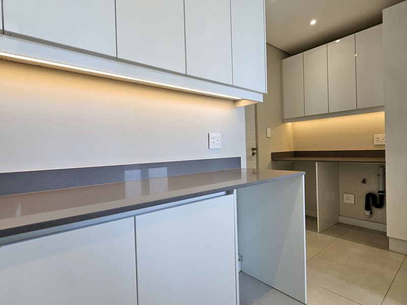 NO TRANSFER DUTY! - Photo 7