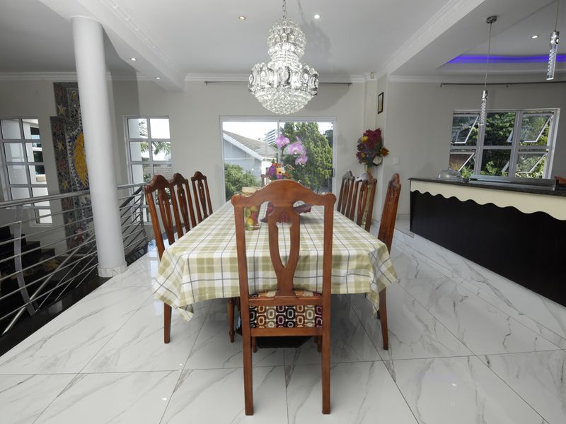 Luxury Living Redefined – Expansive 4 Bedroom, 4.5 Bathroom Home with Premium Extras - Photo 8