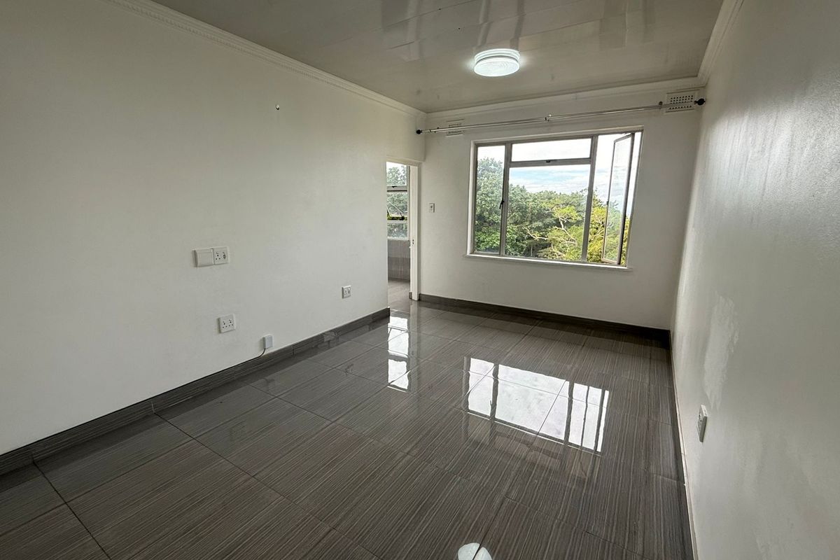 Newly Renovated Apartment with Harbour Views in Prime Musgrave Location - Photo 4