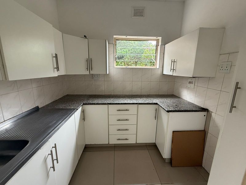 1.5 Bedroom Apartment with Harbour Views in Musgrave - Photo 3