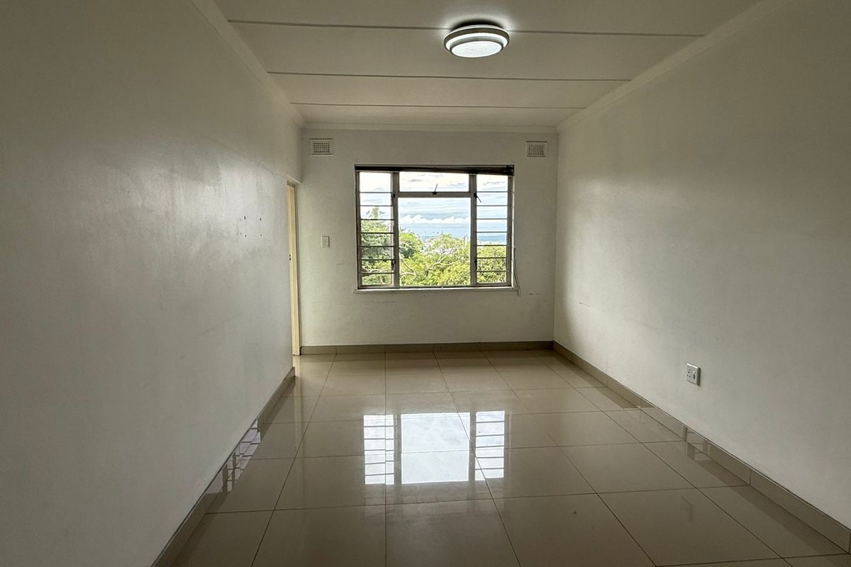 1.5 Bedroom Apartment with Harbour Views in Musgrave - Photo 2