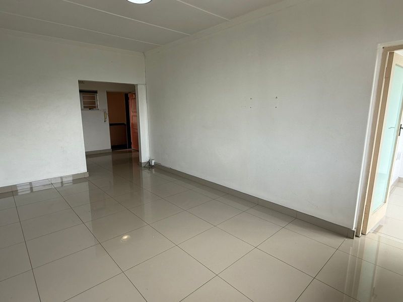 1.5 Bedroom Apartment with Harbour Views in Musgrave - Photo 6