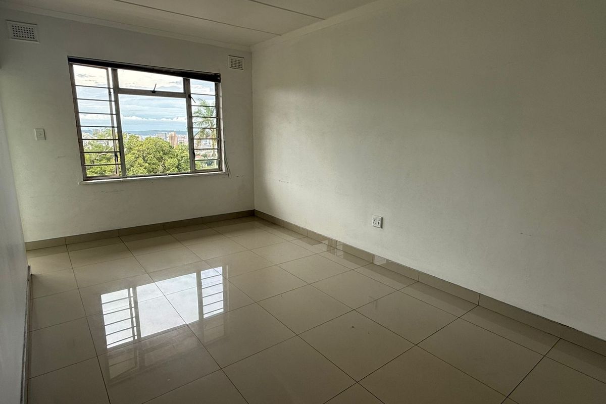 1.5 Bedroom Apartment with Harbour Views in Musgrave - Photo 4