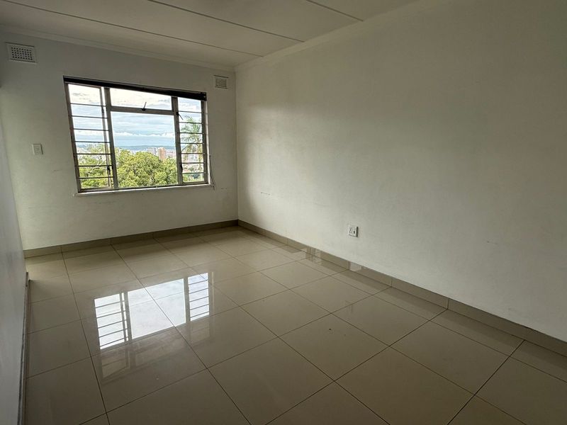 1.5 Bedroom Apartment with Harbour Views in Musgrave - Photo 4