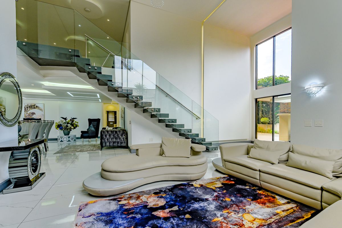 Stunning 4 Bedroom House for Sale in Izinga Park - Photo 4