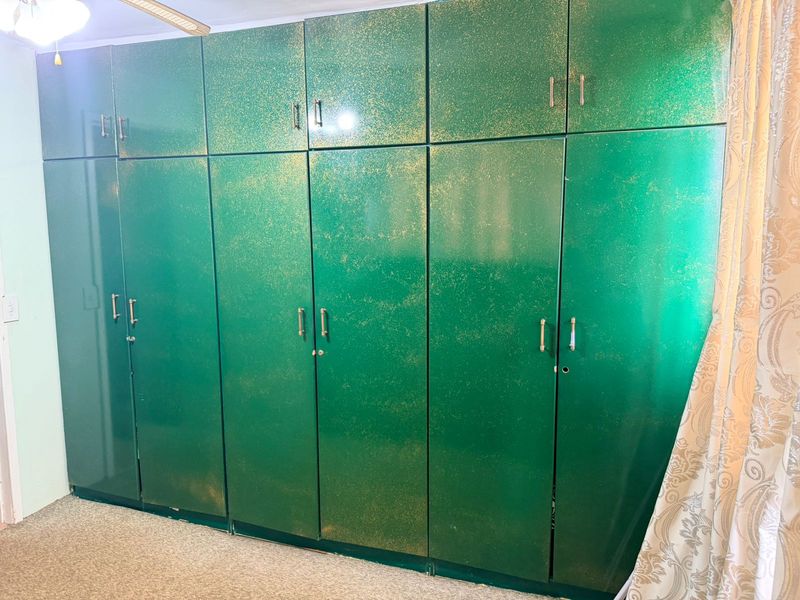 Stunning 4-Bedroom Home – Move-In Ready! - Photo 10