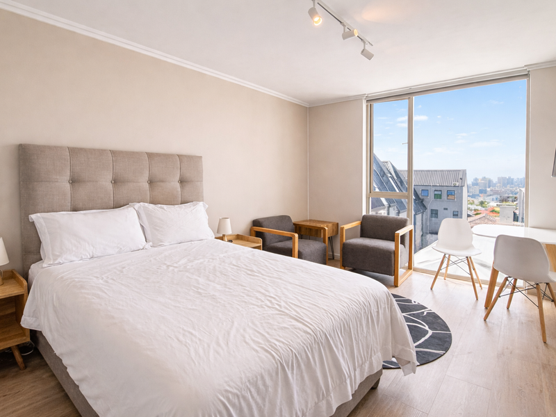 Modern Studio Living on the Slopes of Table Mountain, with City Views! - Photo 8