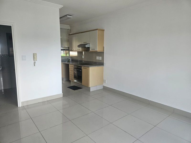 Prime Property presents Central Park unit for sale - Photo 4