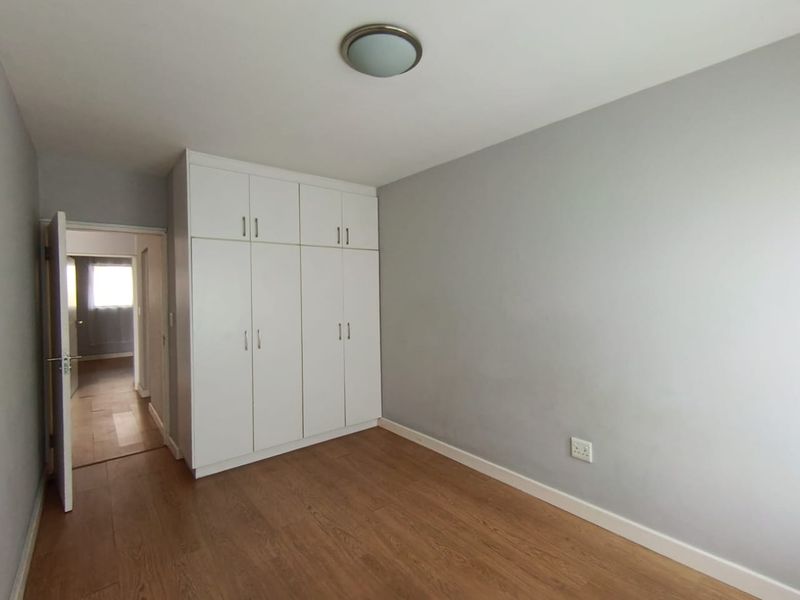 Modern two bedroom Apartment - Photo 6