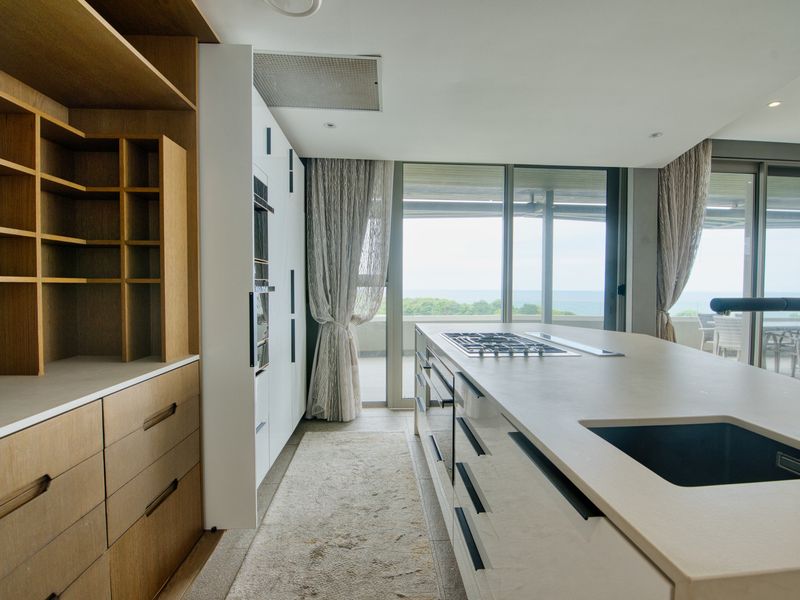 Modern 4-Bedroom, 3-Bathroom Furnished Apartment - To Let - Photo 4