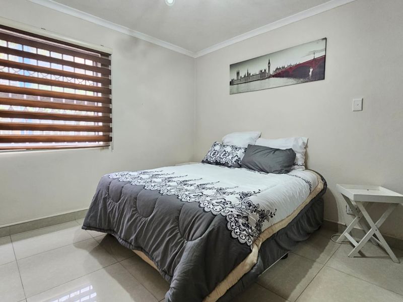 Fully furnished-Prime Property - Photo 9