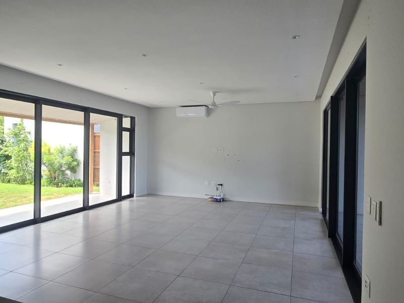 Spacious 3-Bedroom Unfurnished Home for Rent in Salta Estate, Sibaya - Photo 4