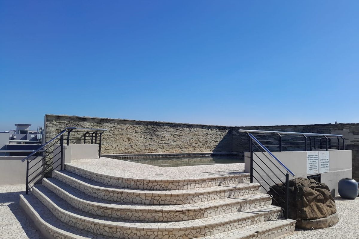 Apartment For Sale In Umhlanga - Photo 2