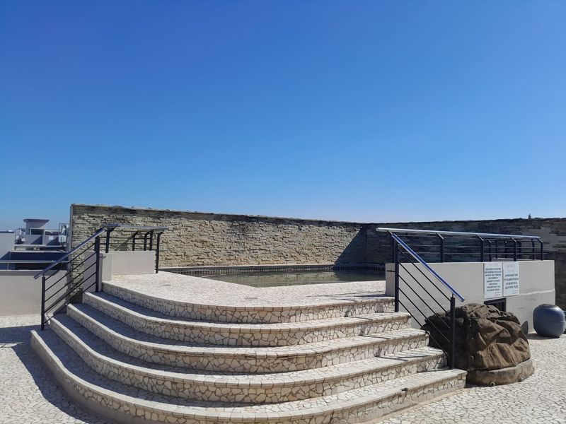 Apartment For Sale In Umhlanga - Photo 2