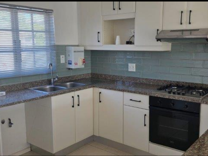 3 Bedroom Gem To Let In The Heart Of Mount Edgecombe - Photo 4