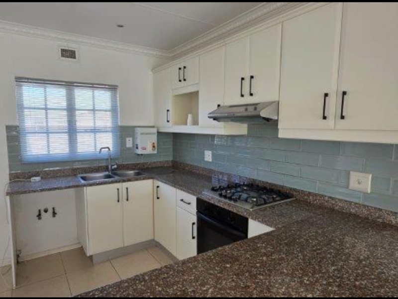 3 Bedroom Gem To Let In The Heart Of Mount Edgecombe - Photo 3