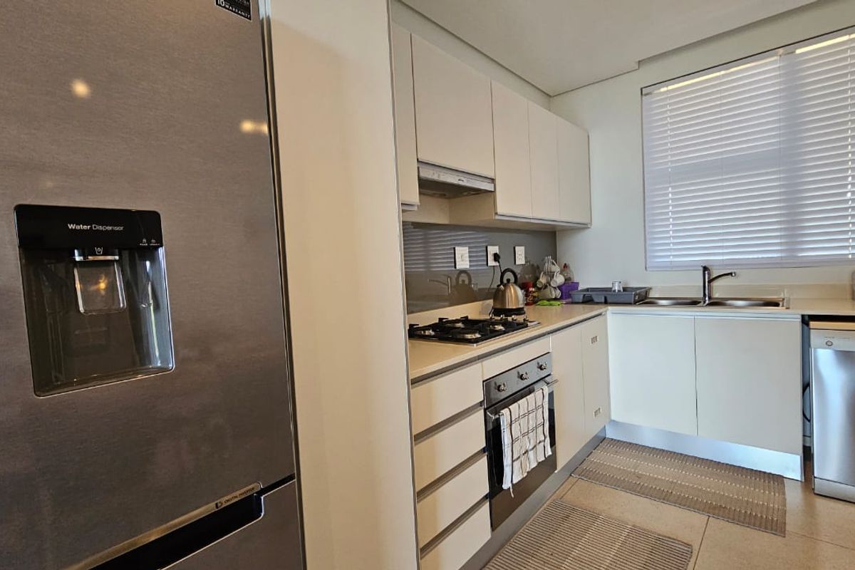 Marketing Heading 2 Bedroom 2 Bathroom Apartment- For Sale - Photo 3