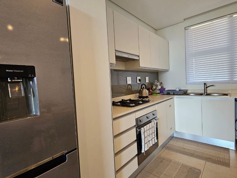 Marketing Heading 2 Bedroom 2 Bathroom Apartment- For Sale - Photo 3