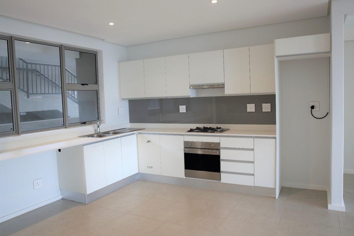 2 Bedroom 2 Bathroom Apartment For Sale - Photo 3