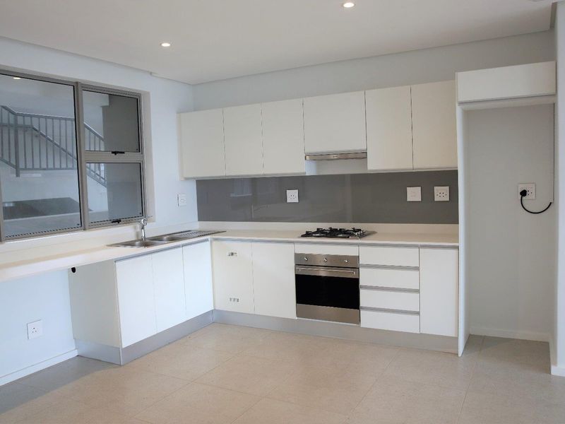 2 Bedroom 2 Bathroom Apartment For Sale - Photo 3