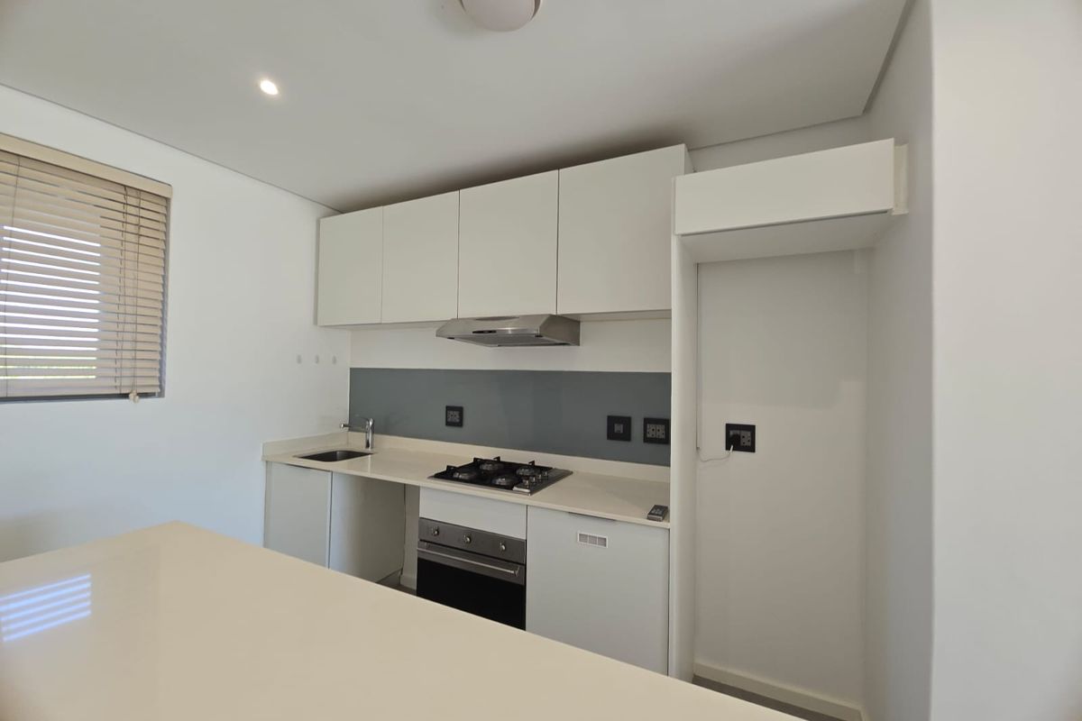 Modern 2-Bedroom Apartment for Sale in Pebble Beach, Sibaya - Photo 2