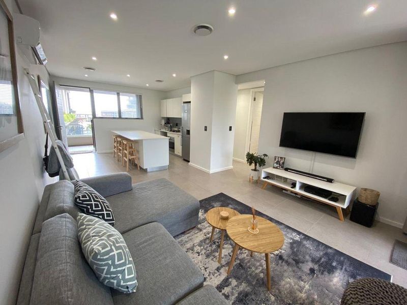 Elegant Coastal 2‐Bedroom Apartment — Pebble Beach, Sibaya - Photo 5