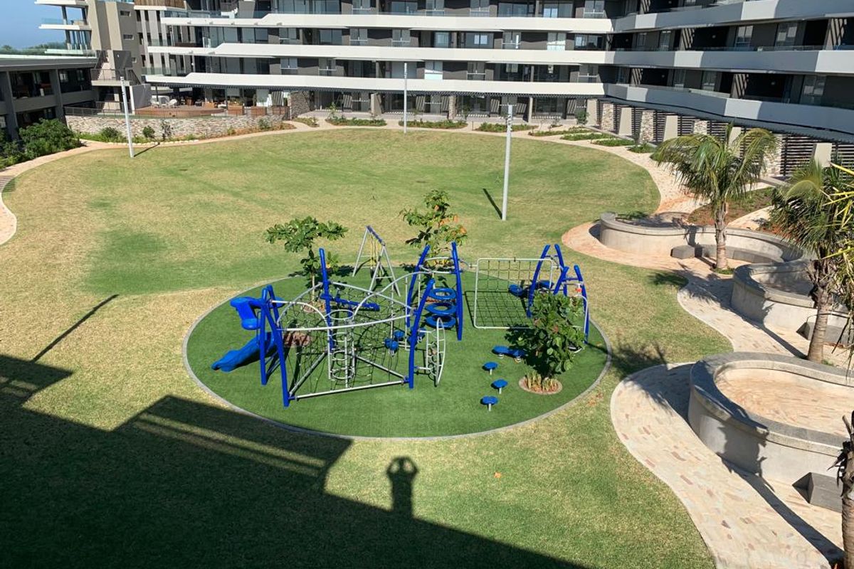 Elegant Coastal 2‐Bedroom Apartment — Pebble Beach, Sibaya - Photo 2