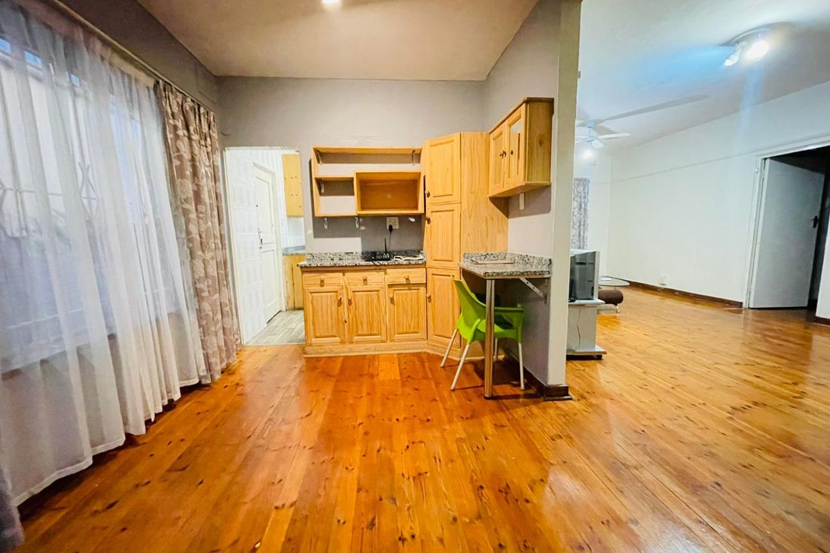 Town House for Rental - Photo 2