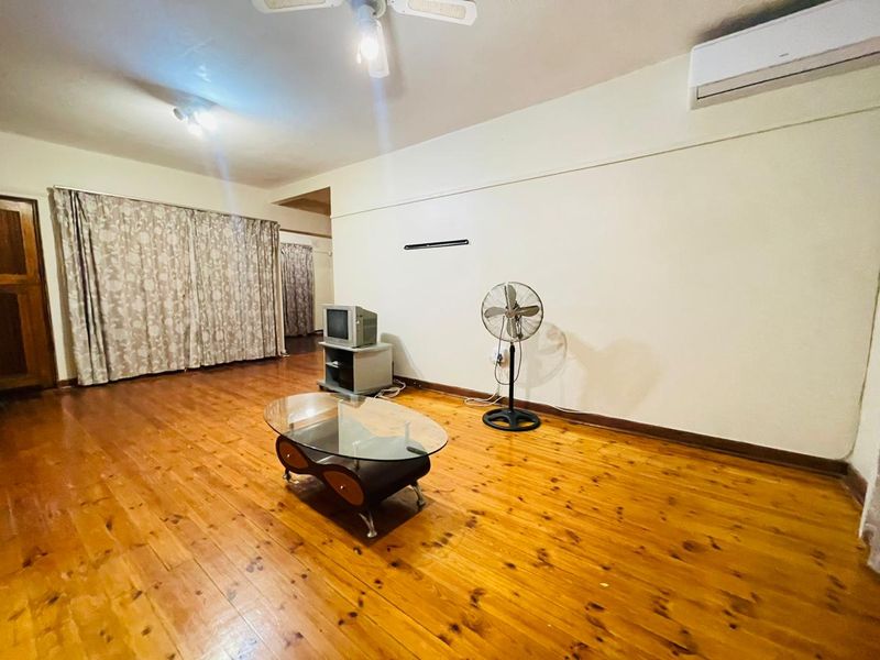 Town House for Rental - Photo 3