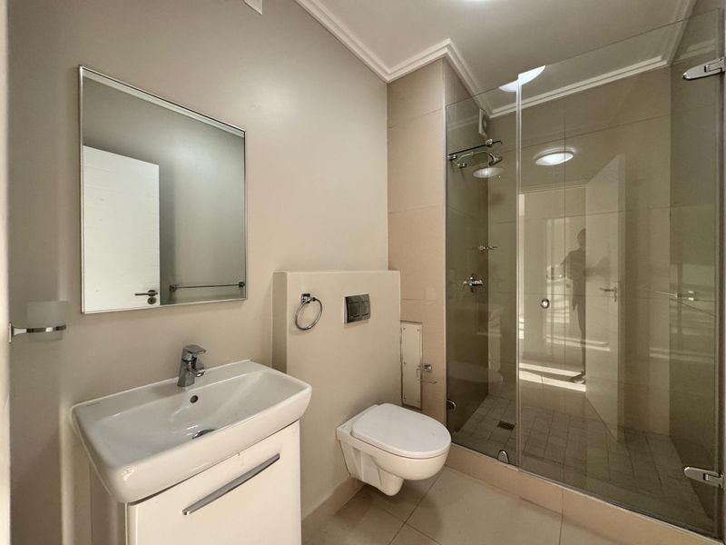 Modern 2-Bedroom Apartment for Sale in Umhlanga Ridge. - Photo 10