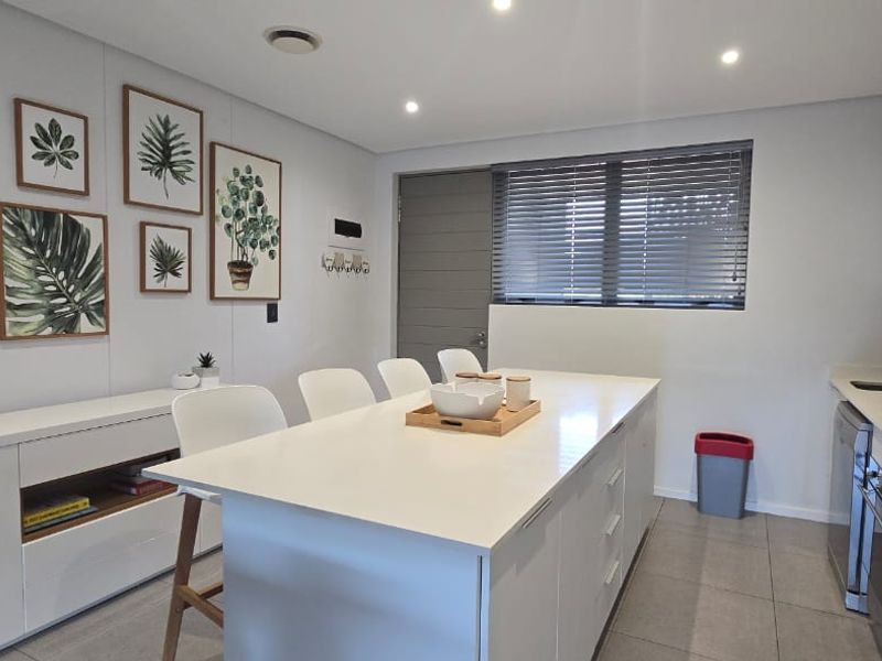 Charming 2-Bedroom Apartment in Pebble Beach - Photo 4