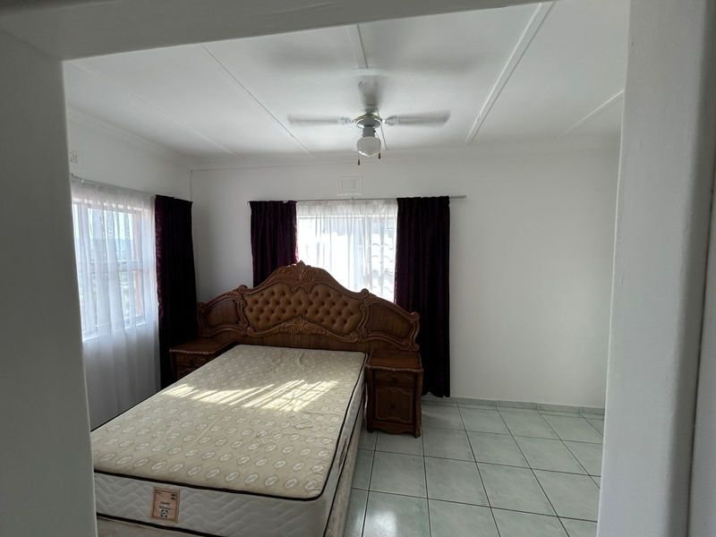 House For Rental in Umbilo - Photo 2