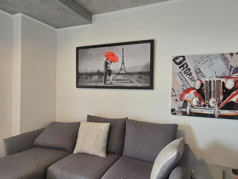 Furnished Two Bedroom Two Bathroom Apartment -To Let - Photo 4