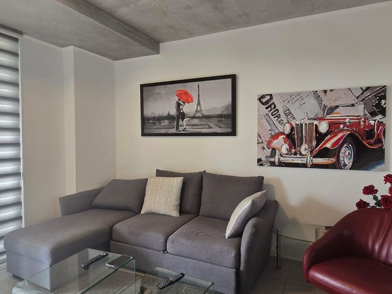 Furnished Two Bedroom Two Bathroom Apartment -To Let - Photo 5