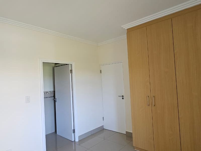 2 bedroom apartment for sale - Photo 6