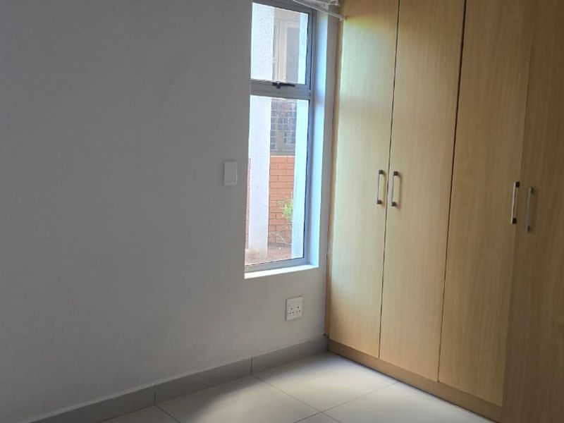 Prime Property one bedroom for sale - Photo 5