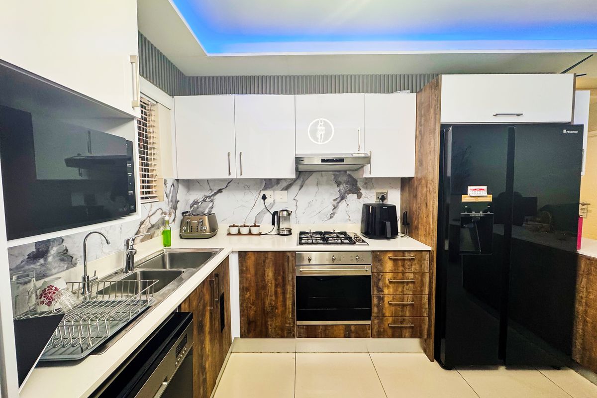 Apartment For Sale In Umhlanga - Photo 2