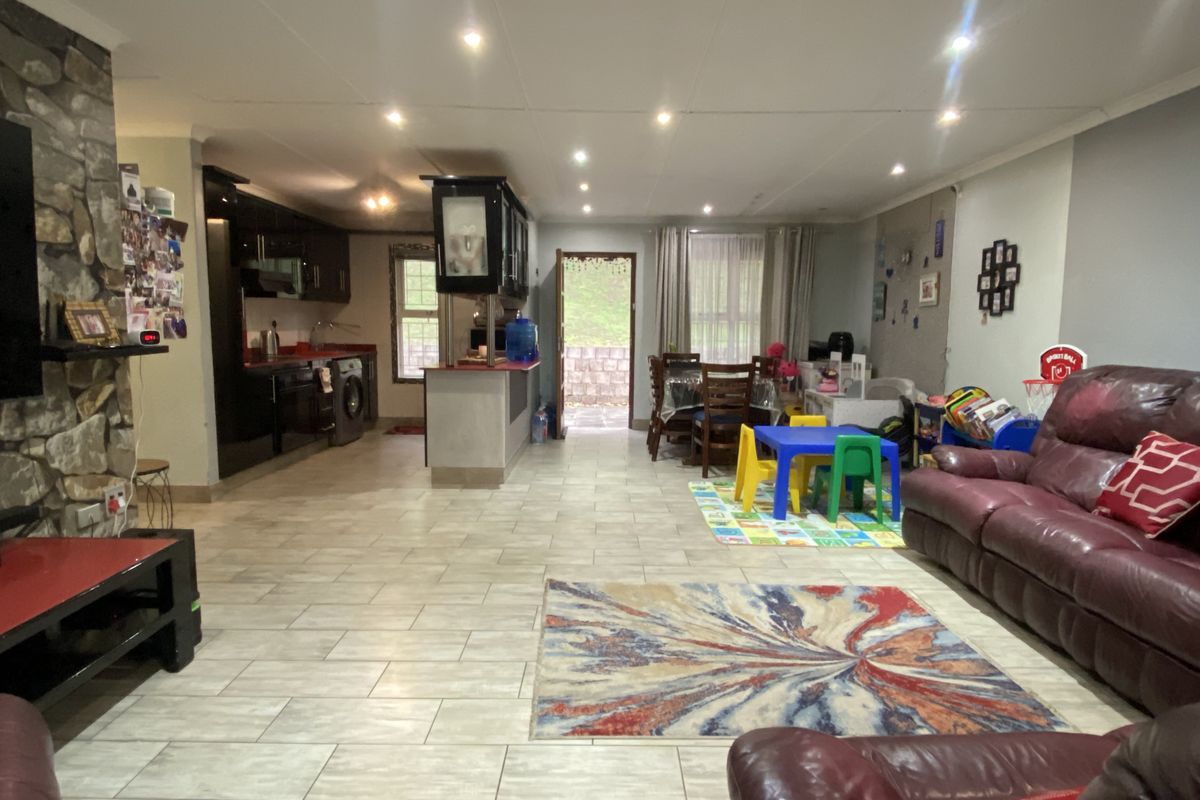 3 Bedroom Townhouse For Sale In Sherwood - Photo 4