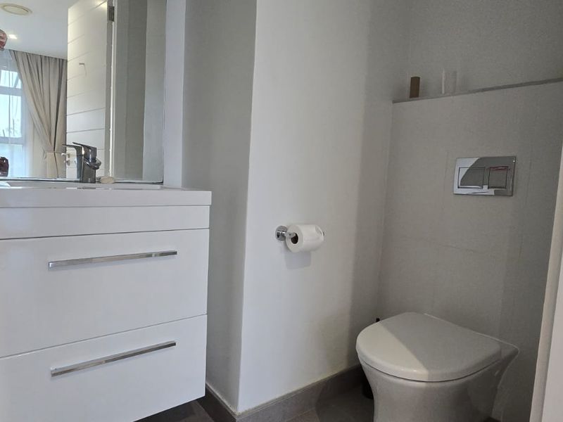 2 Bedroom 2 Bathroom Apartment For Sale - Photo 10