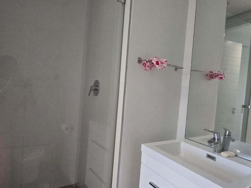 2 Bedroom 2 Bathroom Apartment For Sale - Photo 7