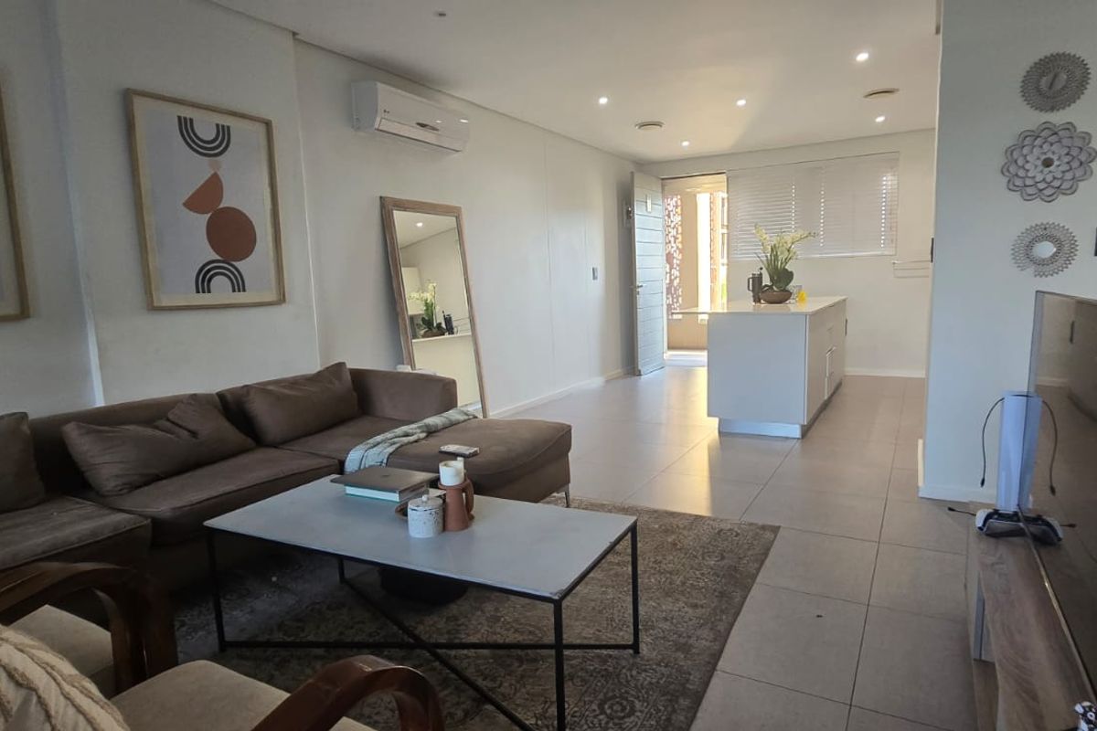 2 Bedroom 2 Bathroom Apartment For Sale - Photo 3