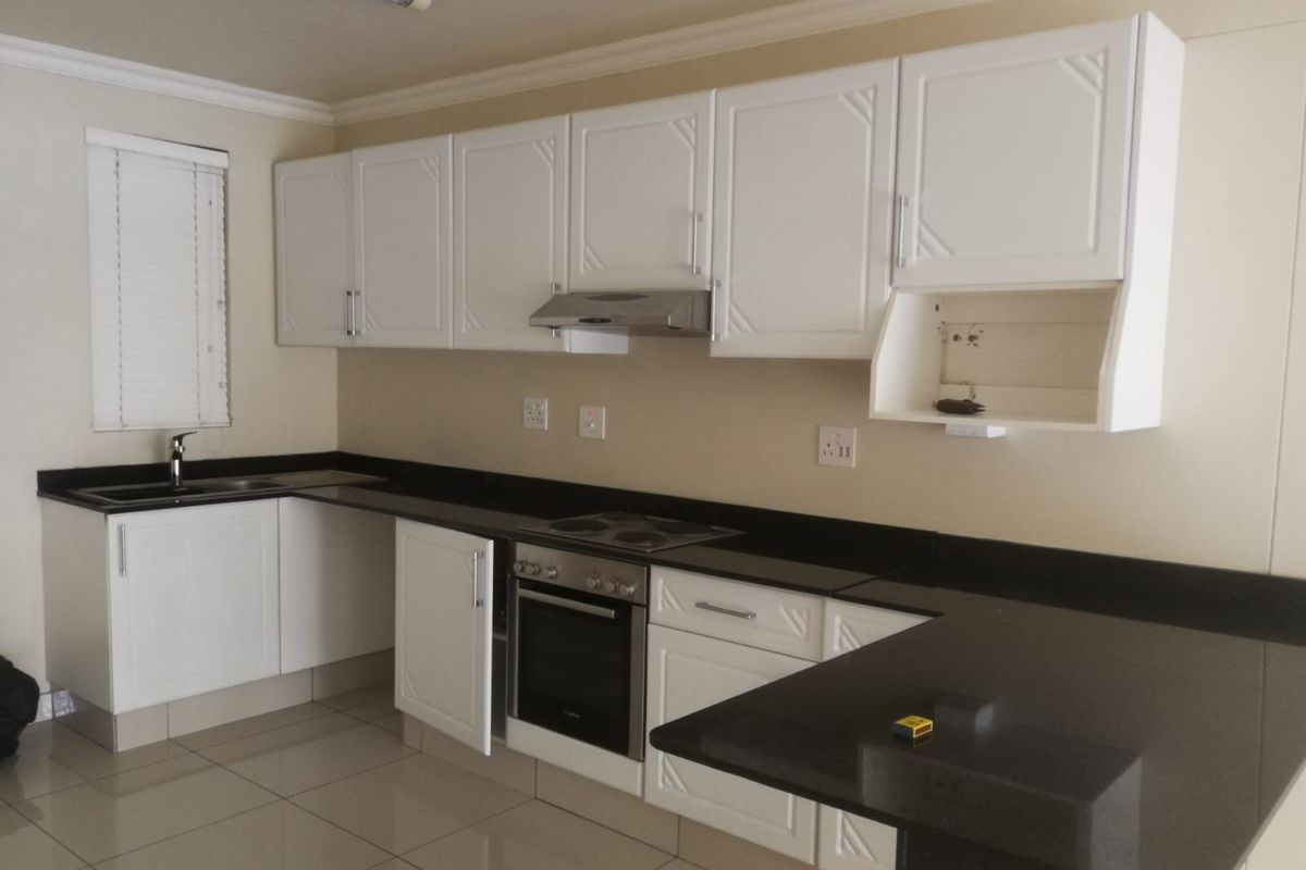 Affordable two  bedroom apartment for sale!! - Photo 3