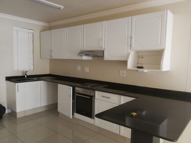 Affordable two  bedroom apartment for sale!! - Photo 3